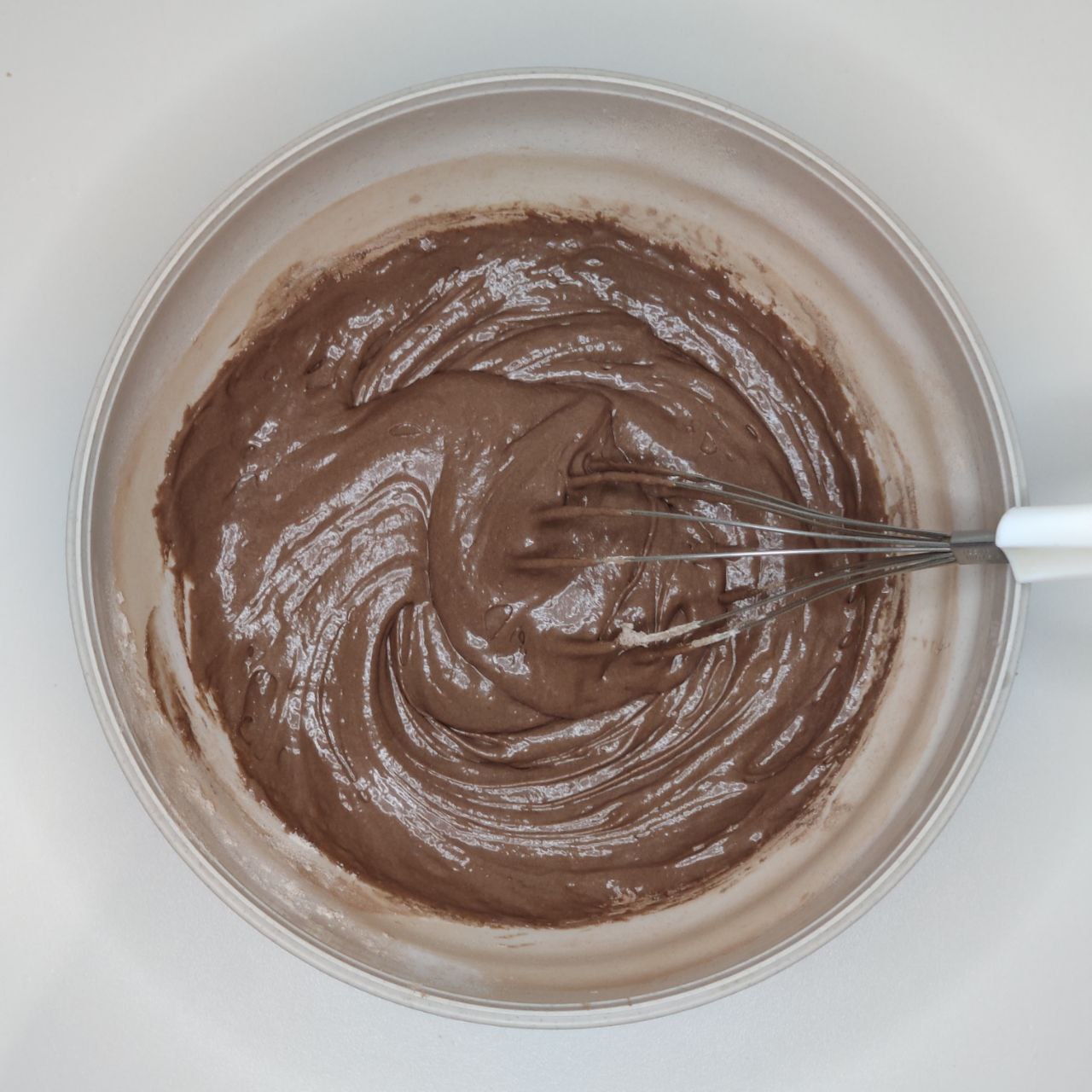 Шоколадно-ванильный торт на сгущёнке в мультиварке